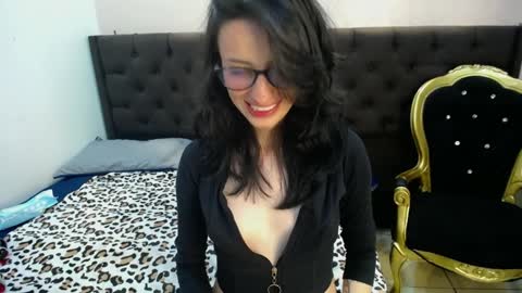 Snapshot of hottcandy21 chatting on 27, 12, 2024 HottCandy21 online show from 27, 12, 2024