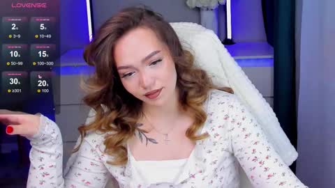 hello Im Eva online show from 13, 11, 2025