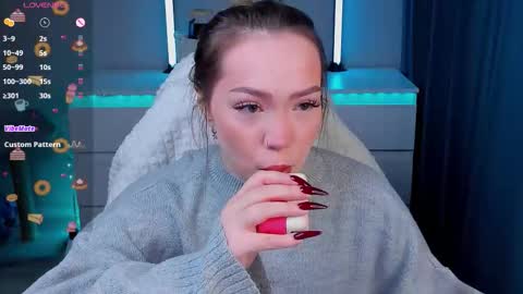 hello Im Eva online show from 10, 2, 2026