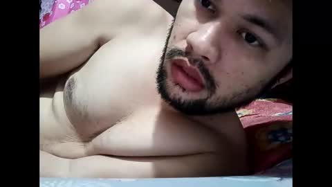 Snapshot of hottestpinoy2323 chatting on 13, 5, 2026 HottestPinoy32 online show from 13, 5, 2026
