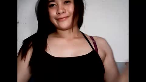 Snapshot of hottie_asianbabe chatting on 18, 10, 2025 Leen online show from 18, 10, 2025