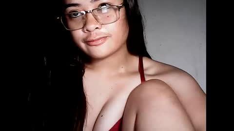 Snapshot of hottie_asianbabe chatting on 22, 11, 2025 Leen online show from 22, 11, 2025