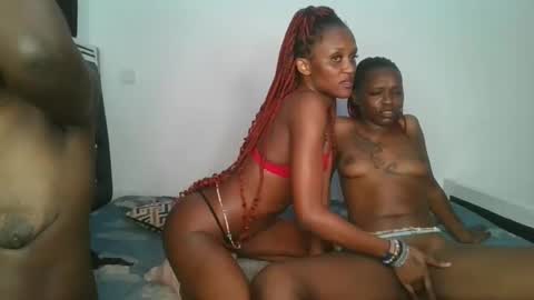 Snapshot of hottie_chyna chatting on 15, 12, 2025 hottie_chyna online show from 15, 12, 2025