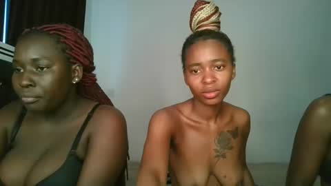 hottie_mistie online show from 19, 5, 2026