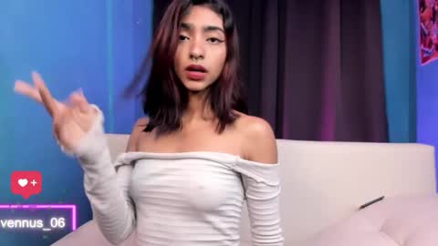 Snapshot of hottie_veronica chatting on 3, 2, 2026 Veronica independent model online show from 3, 2, 2026