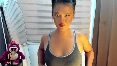 Snapshot of hottieelijah760282 chatting on 16, 12, 2025 Maxine online show from 16, 12, 2025