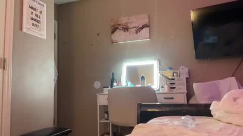 hottiewithabody101 online show from 1, 11, 2025