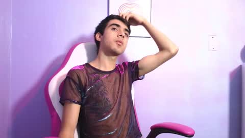 hottiie_guy online show from 1, 12, 2025