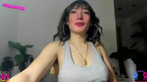 crishinahotty online show from 27, 1, 2025