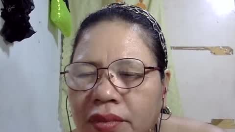 hottycrissy4u online show from 17, 6, 2026