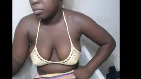 Snapshot of hottylissa1 chatting on 23, 11, 2025 hottylissa1 online show from 23, 11, 2025