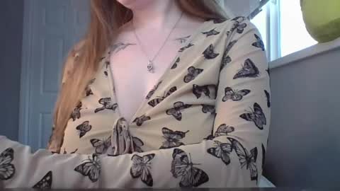 hotwifelili online show from 21, 4, 2026