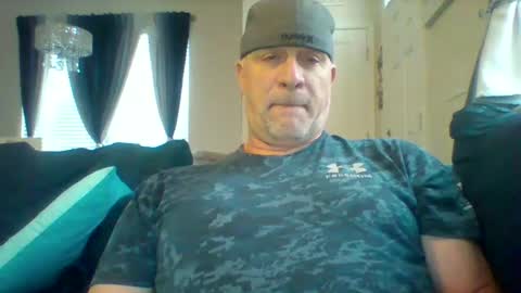 Snapshot of hotyummycock69 chatting on 11, 10, 2025 hotyummycock69 online show from 11, 10, 2025