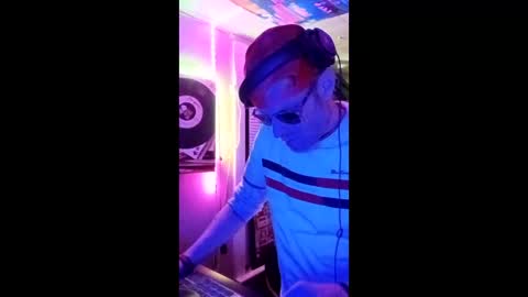 SeanPatrick online show from 21, 4, 2026