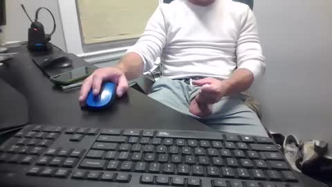 Snapshot of hoverday chatting on 4, 10, 2025 hoverday online show from 4, 10, 2025