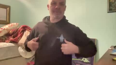 Snapshot of howlingatnothing chatting on 26, 12, 2024 howlingatnothing online show from 26, 12, 2024