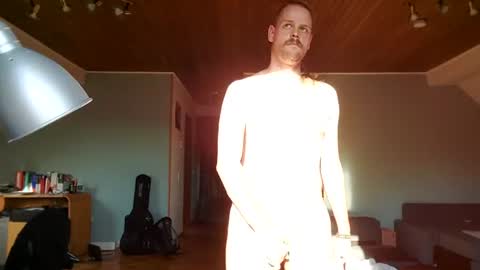 Snapshot of hsbpwdgmxde chatting on 10, 7, 2026 Thommy online show from 10, 7, 2026