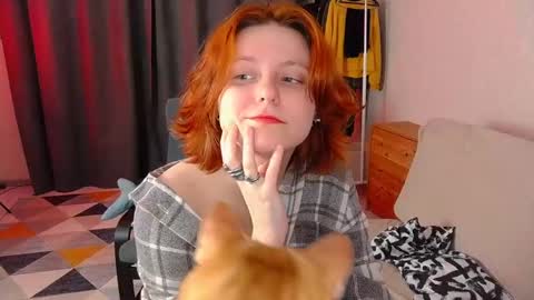 Snapshot of hua_lian chatting on 19, 2, 2025 Alice online show from 19, 2, 2025