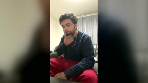 Snapshot of huffies_cam chatting on 14, 12, 2025 huffies_cam online show from 14, 12, 2025