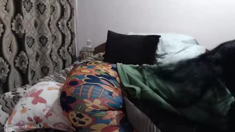 hugeassdevil online show from 23, 2, 2026