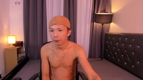 hugecock_pretty714250 online show from 8, 11, 2025