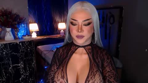 Snapshot of hugecockchristine chatting on 9, 9, 2025 Christine online show from 9, 9, 2025