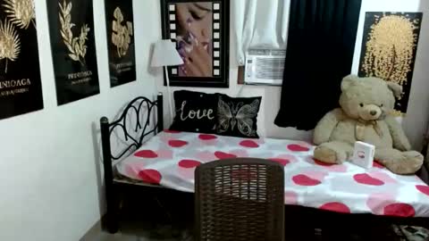 hugecockgoddessx online show from 11, 2, 2026