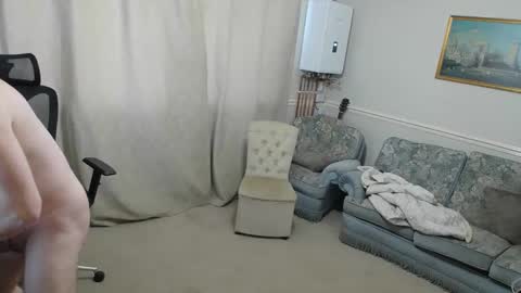 Snapshot of hugedick1965 chatting on 24, 10, 2025 hugedick1965 online show from 24, 10, 2025