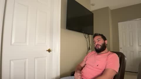 Snapshot of hugedicktop chatting on 14, 11, 2025 Big Dick Top online show from 14, 11, 2025