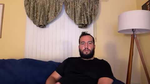 Snapshot of hugedicktop chatting on 25, 3, 2026 Big Dick Top online show from 25, 3, 2026