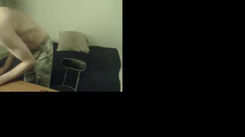 Snapshot of hugobergeron chatting on 4, 3, 2025 HugoBergeron82 online show from 4, 3, 2025