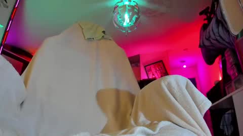 Snapshot of hugolandcam chatting on 26, 12, 2024 Hugo online show from 26, 12, 2024