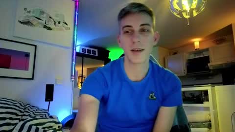 Snapshot of hugolandcam chatting on 14, 1, 2025 Hugo online show from 14, 1, 2025