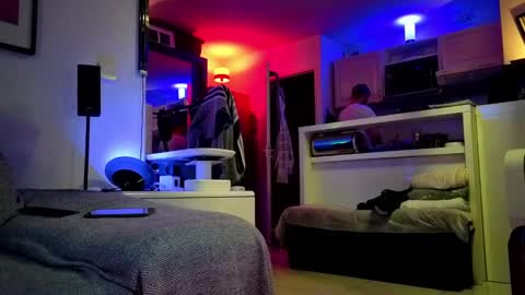 Snapshot of hugolandcam chatting on 18, 1, 2025 Hugo online show from 18, 1, 2025