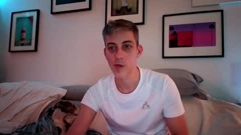 Snapshot of hugolandcam chatting on 27, 1, 2025 Hugo online show from 27, 1, 2025