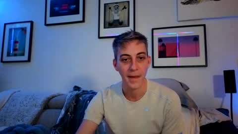 Snapshot of hugolandcam chatting on 28, 1, 2025 Hugo online show from 28, 1, 2025