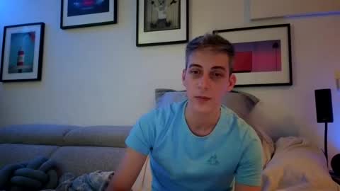 Snapshot of hugolandcam chatting on 31, 1, 2025 Hugo online show from 31, 1, 2025