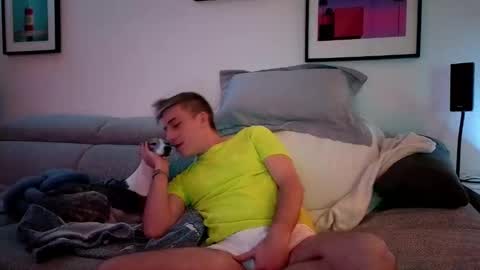 Snapshot of hugolandcam chatting on 1, 2, 2025 Hugo online show from 1, 2, 2025