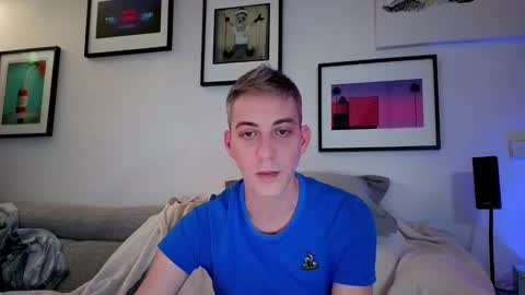 Snapshot of hugolandcam chatting on 21, 2, 2025 Hugo online show from 21, 2, 2025