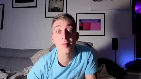 Snapshot of hugolandcam chatting on 25, 2, 2025 Hugo online show from 25, 2, 2025