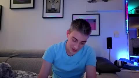 Snapshot of hugolandcam chatting on 9, 3, 2025 Hugo online show from 9, 3, 2025