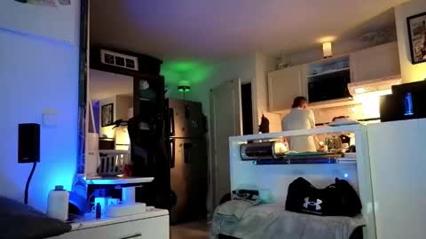 Snapshot of hugolandcam chatting on 14, 9, 2025 Hugo online show from 14, 9, 2025