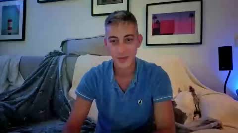 Snapshot of hugolandcam chatting on 29, 9, 2025 Hugo online show from 29, 9, 2025