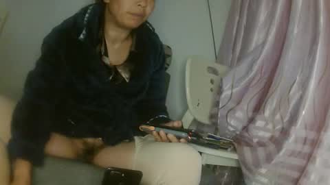 hujiajia520321431 online show from 22, 10, 2025