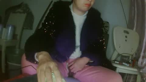 hujiajia520321431 online show from 8, 1, 2026