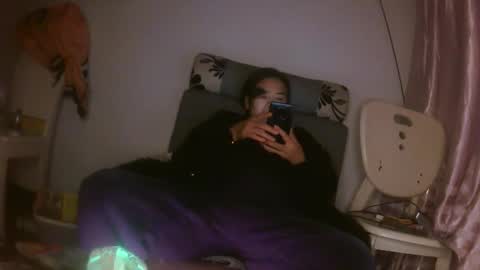 hujiajia520321431 online show from 1, 2, 2026