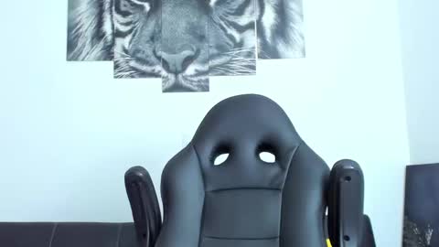 Snapshot of humber_eli chatting on 26, 9, 2025 Eli online show from 26, 9, 2025