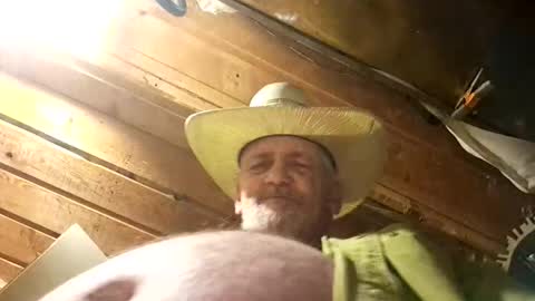 hung34u online show from 15, 10, 2025