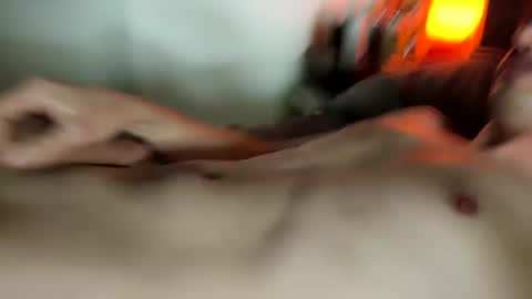 hung_and_horny1005 online show from 25, 9, 2025