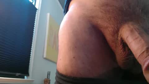 Snapshot of hung_hot_fit10 chatting on 18, 4, 2026 Big uncut cock dripping online show from 18, 4, 2026